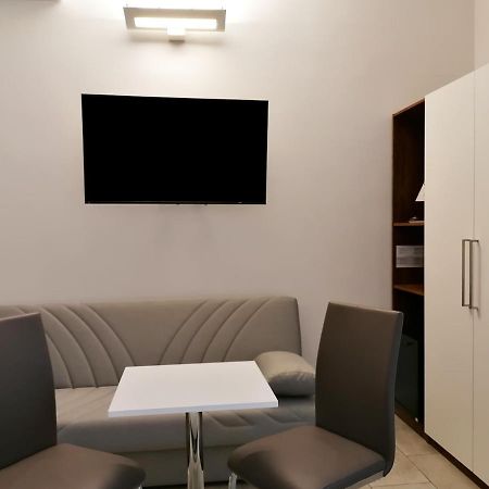 Residenza Tupini, S.Pietro Suites Rome Buitenkant foto