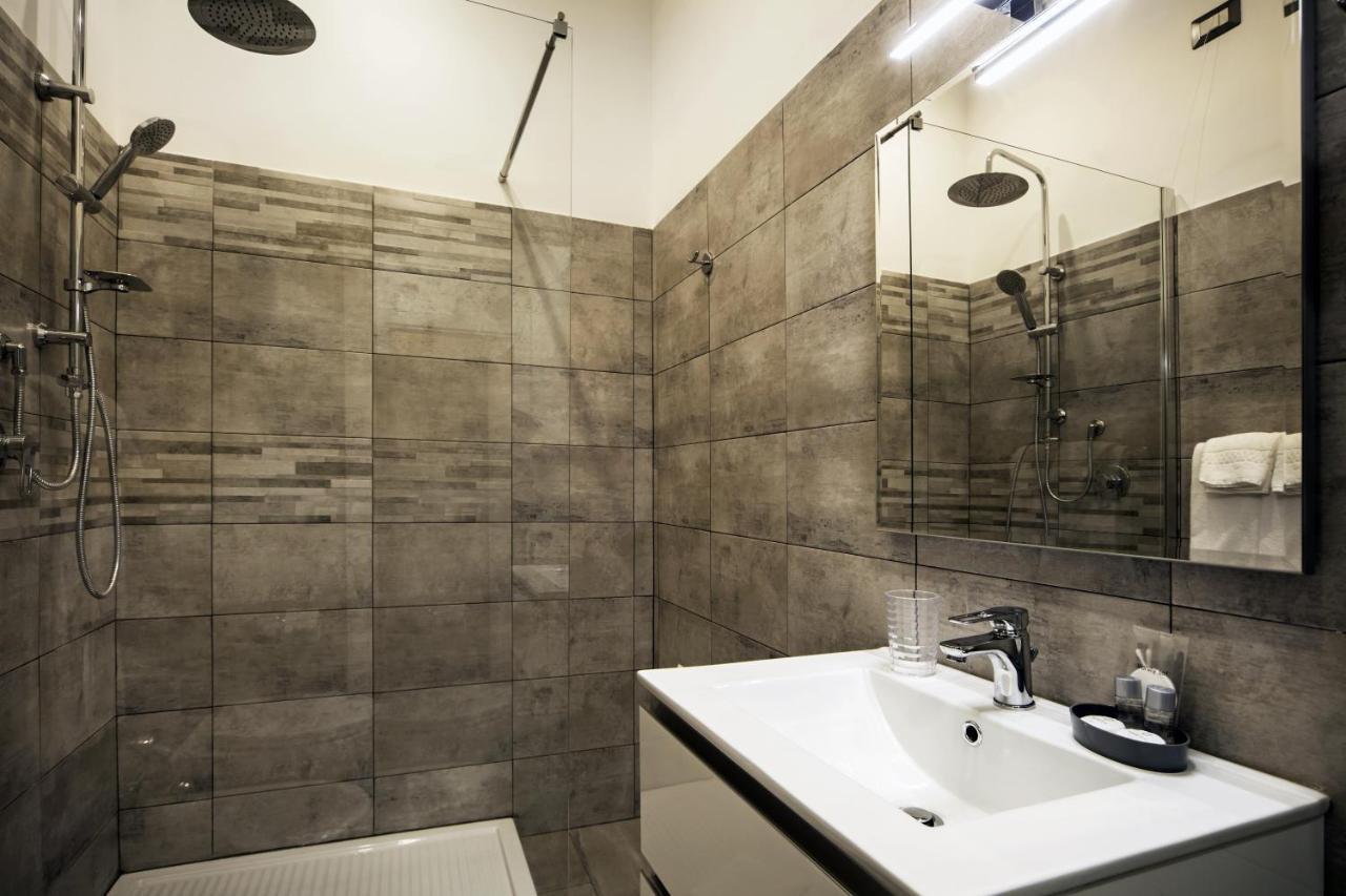 Residenza Tupini, S.Pietro Suites Rome Buitenkant foto